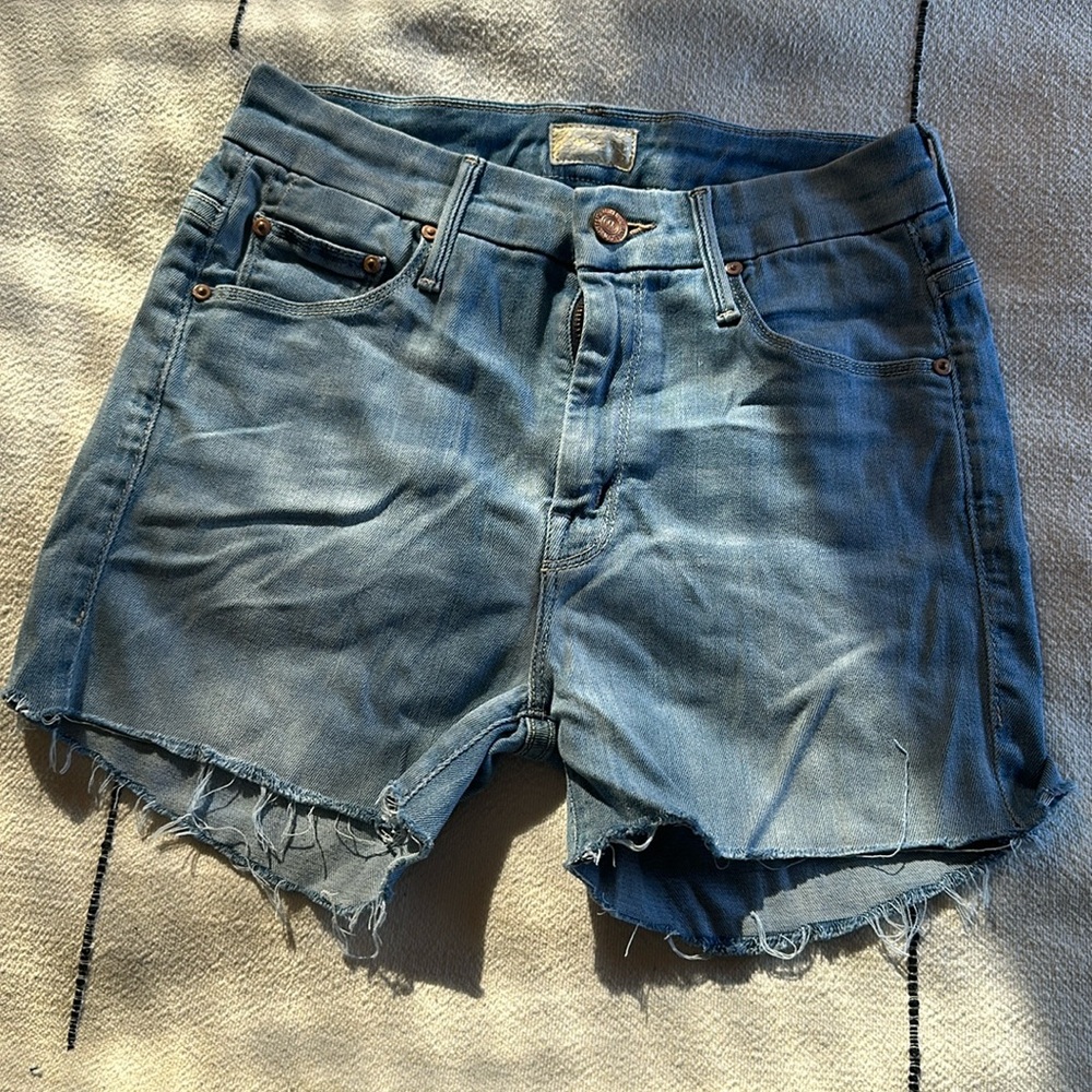 MOTHER stretch high waisted jean shorts 25